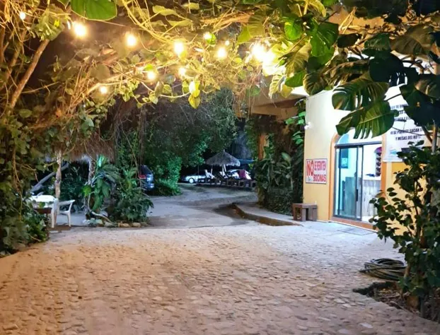 Manglar Pacific hotel detail image 1