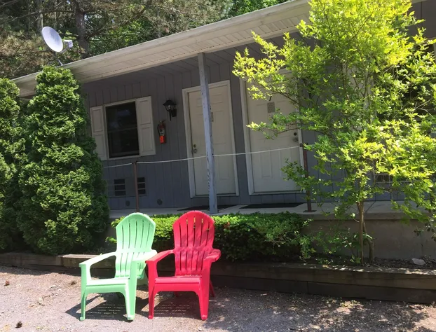 Captain's Cove hotel detail image 1