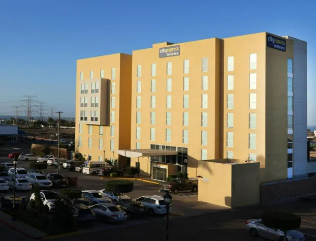 City Express by Marriott Rosarito hotel detail image 1