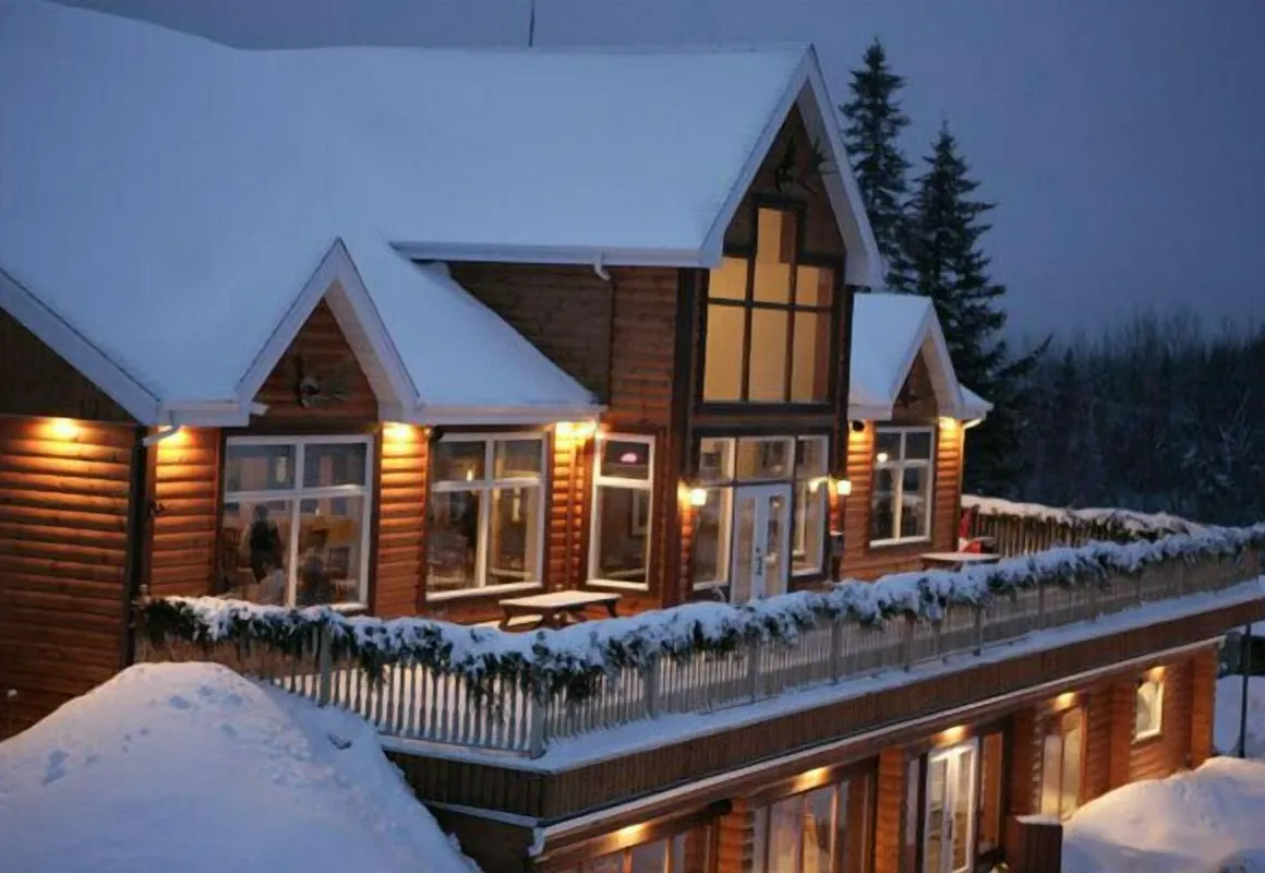 Appalaches Lodge Spa Et Villegiature hotel hero