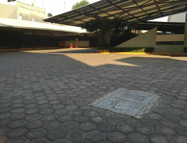 Hotel La Luna hotel detail image 3