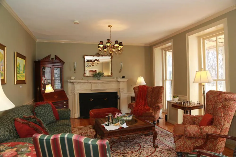 Woolverton Inn hotel hero