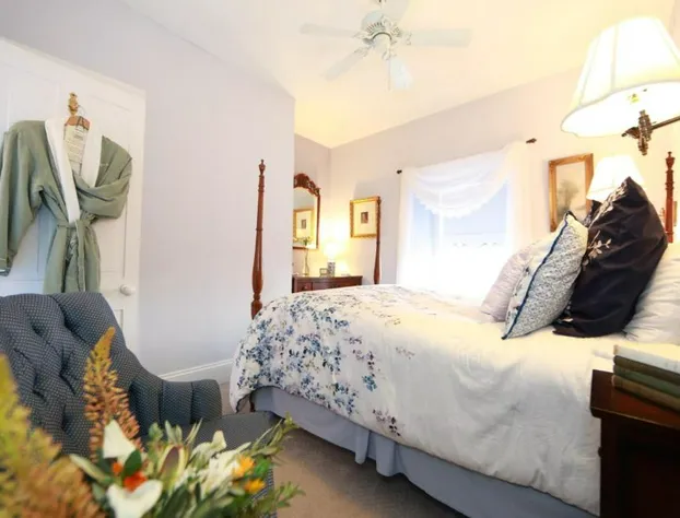 Woolverton Inn hotel detail image 4