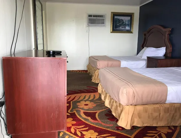 Sunset Inn hotel detail image 3