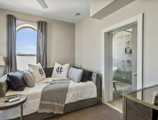 The Cochrane House Luxury Historic Inn hotel detail image 4