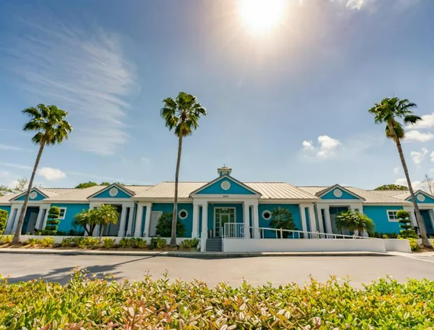 Sun Retreats Dunedin hotel detail image 1