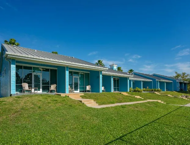 Sun Retreats Dunedin hotel detail image 2