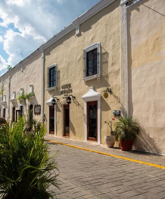 Verde Morada Hotel Encuentro hotel hero