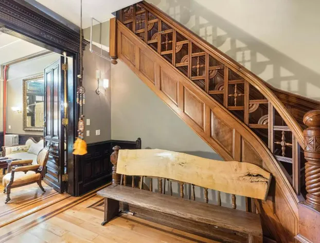 Northern Lights Mansion hotel detail image 4