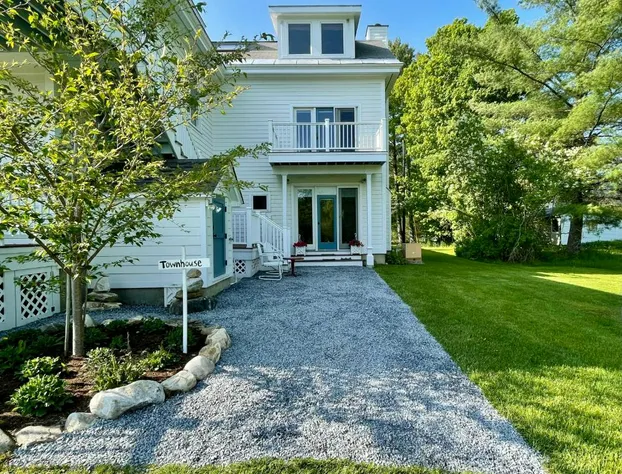 Hill Farm Inn hotel detail image 3