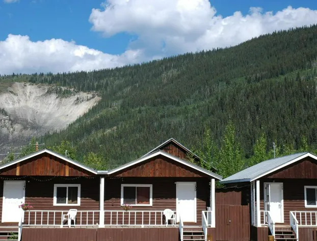 Triple J Hotel & Cabins hotel detail image 2