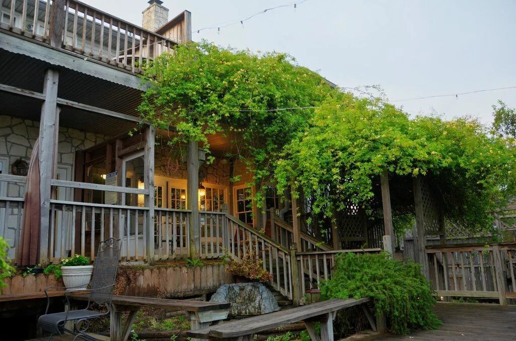 Equinox Inn at Canyon Lake hotel hero