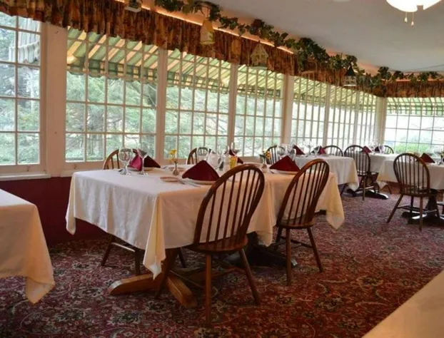 Red Rocker Inn hotel detail image 2