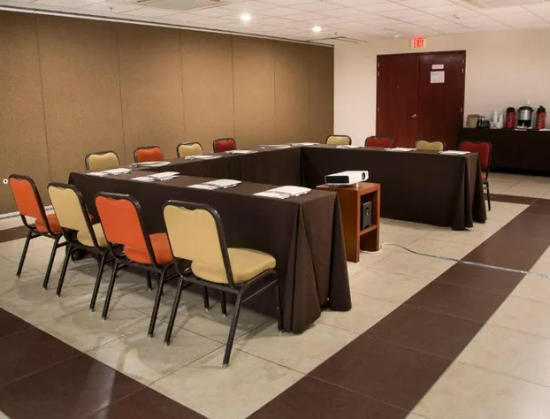 Staybridge Suites Queretaro by IHG hotel detail image 4