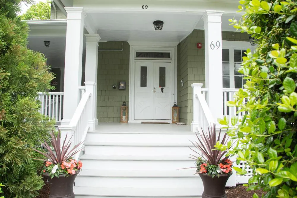 The Ocean Bay House hotel hero