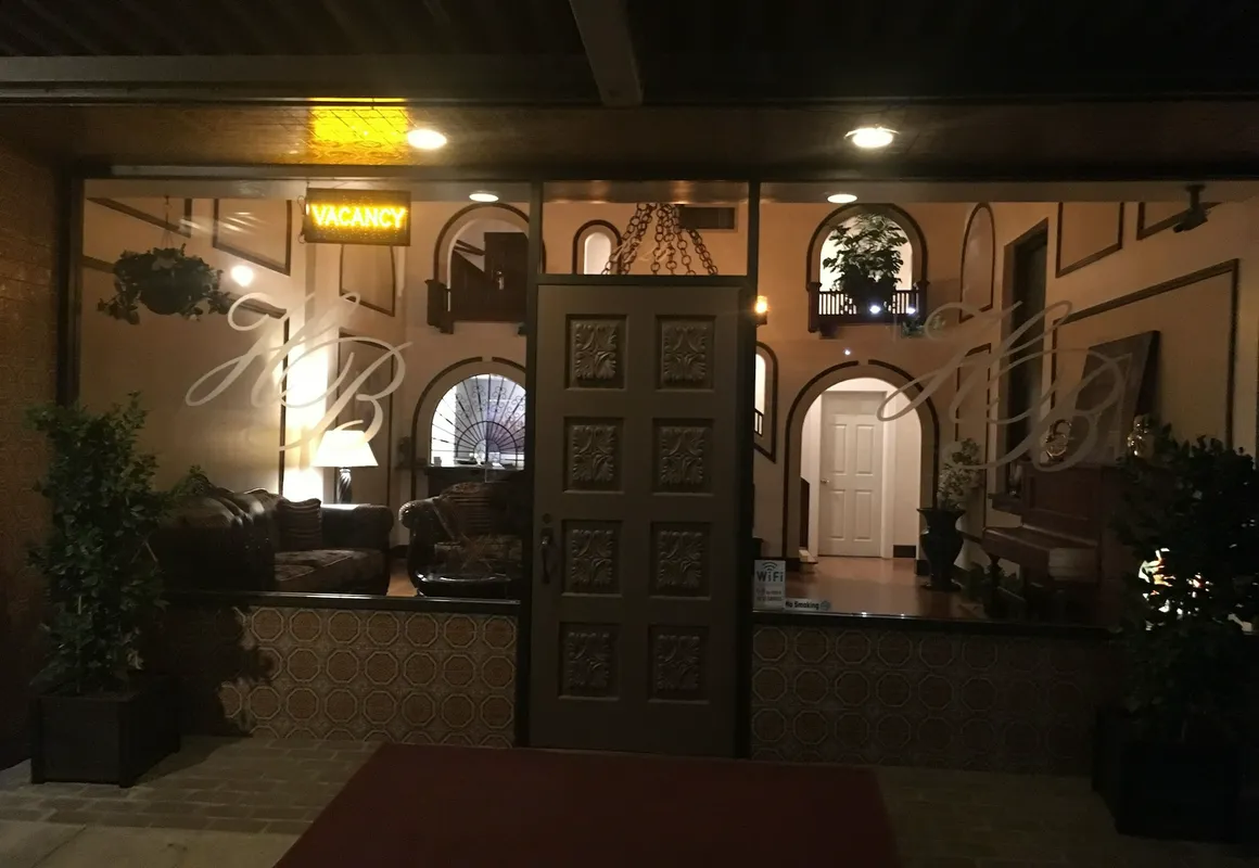 Hotel Burgess hotel hero