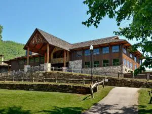 Laurel Ridge Country Club hotel hero