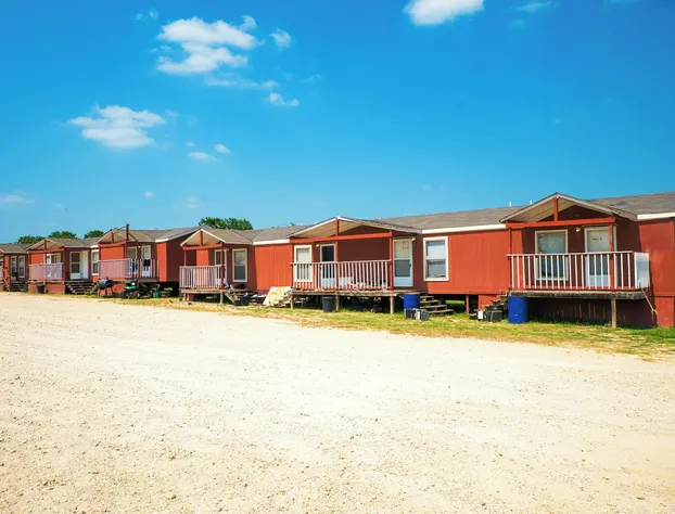 Grand Eagle Ford Lodge & RV Park hotel detail image 2