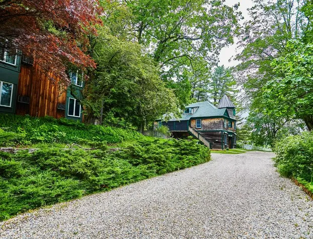 Apple Tree Inn hotel detail image 1