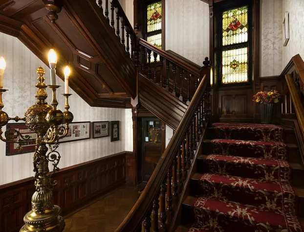 Reynolds Mansion B&B hotel detail image 4