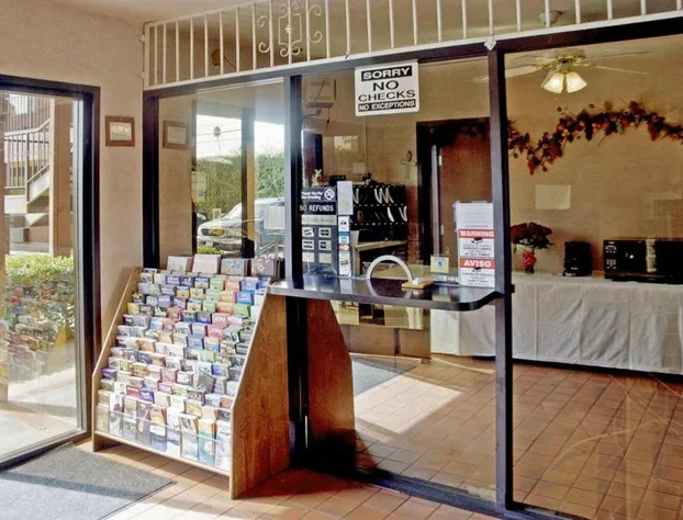 Americas Best Value Inn & Suites Los Angeles Downtown SW hotel detail image 2