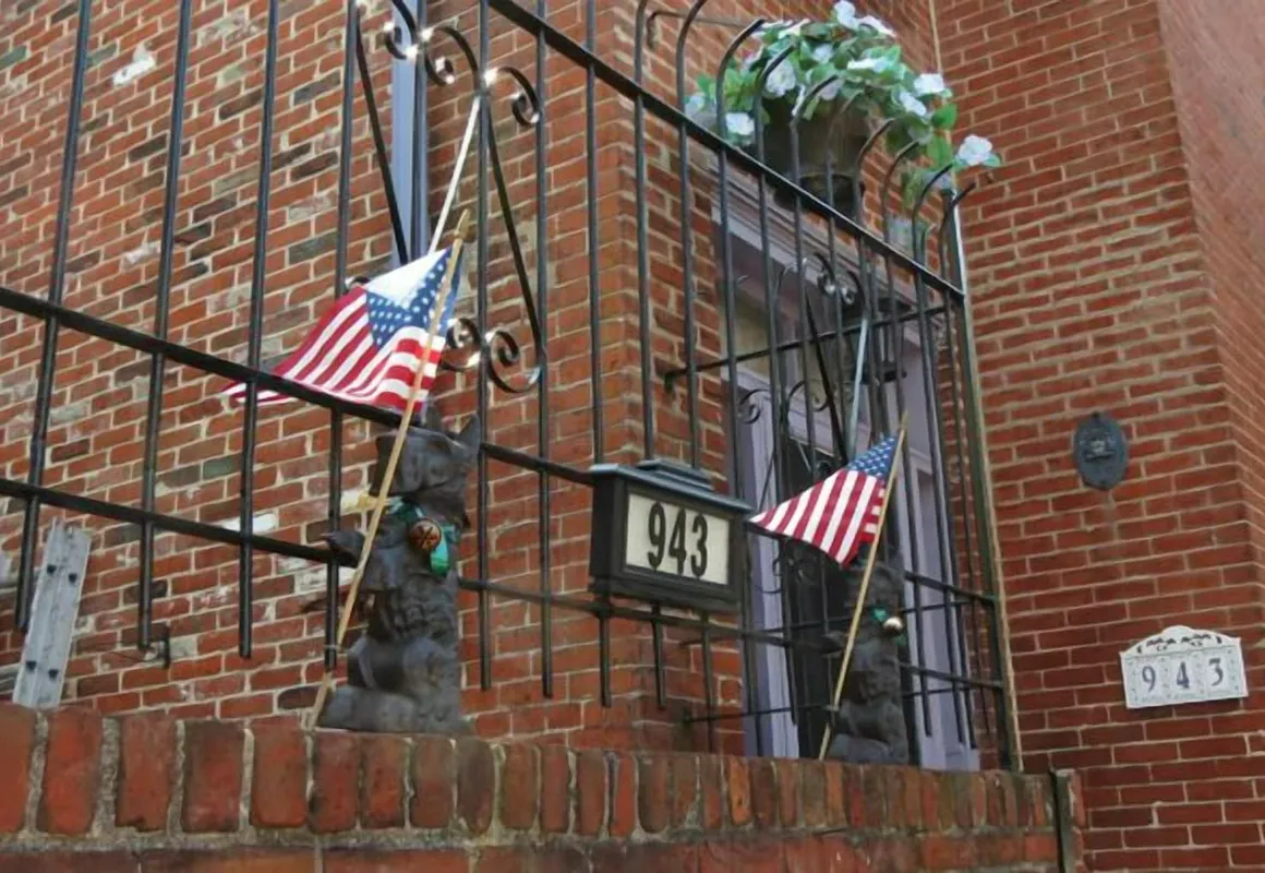 Trade Winds Bed and Breakfast hotel hero