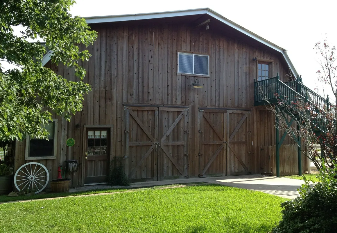 Honey Farm Bed & Breakfast hotel hero