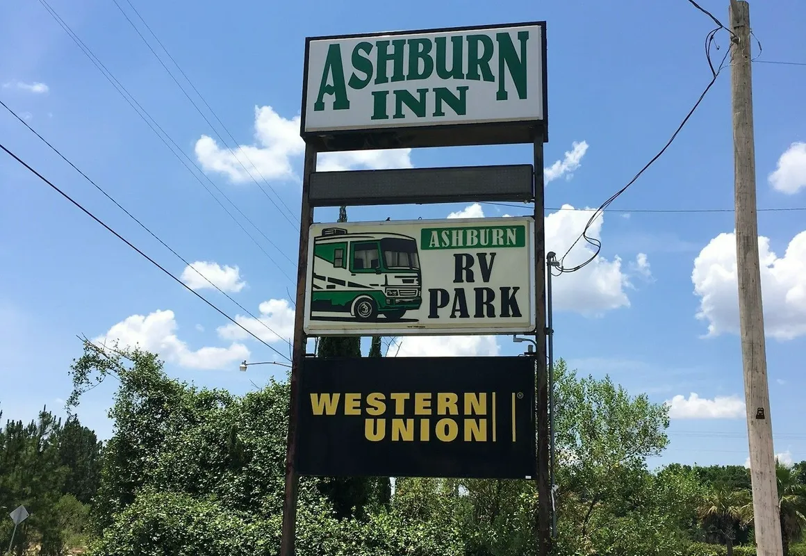 Ashburn Inn & RV Park hotel hero