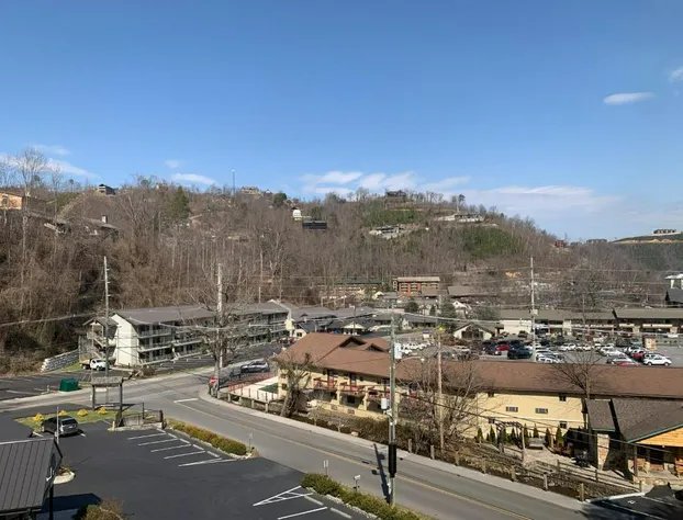 Olde Gatlinburg Rentals hotel detail image 4