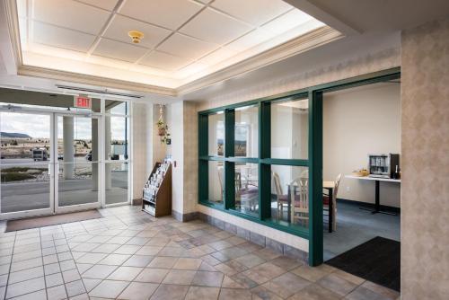 Red Lion Inn & Suites Butte hotel detail image 4