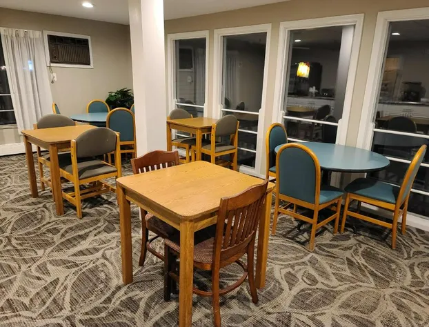 Hampton Village Inn hotel detail image 3