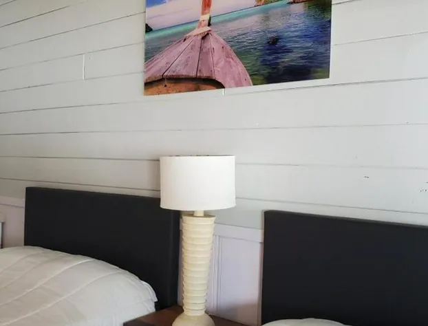Hollywood Gardens Inn & Suites hotel detail image 3