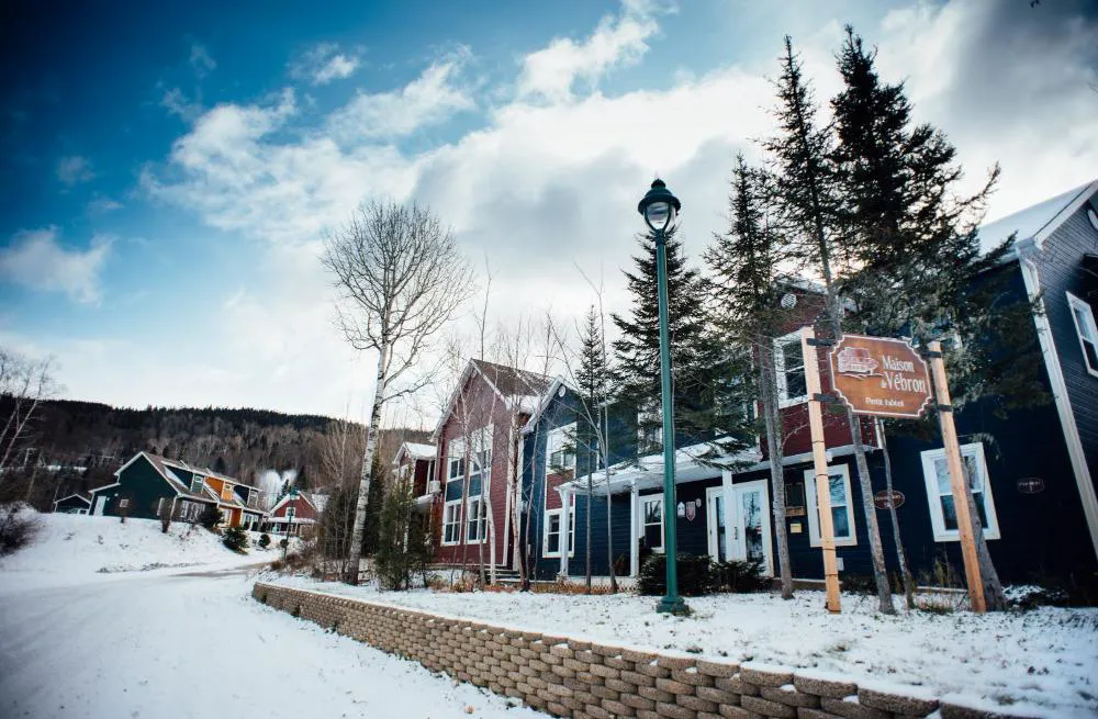 Maison de Vébron hotel hero