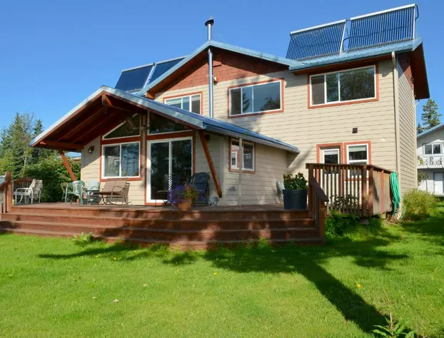 Bay Avenue Inn hotel detail image 2