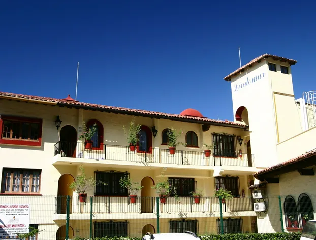 Lindo Mar Resort hotel detail image 1