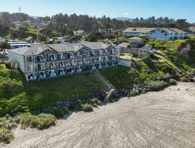 Pelican Shores Inn hotel detail image 4