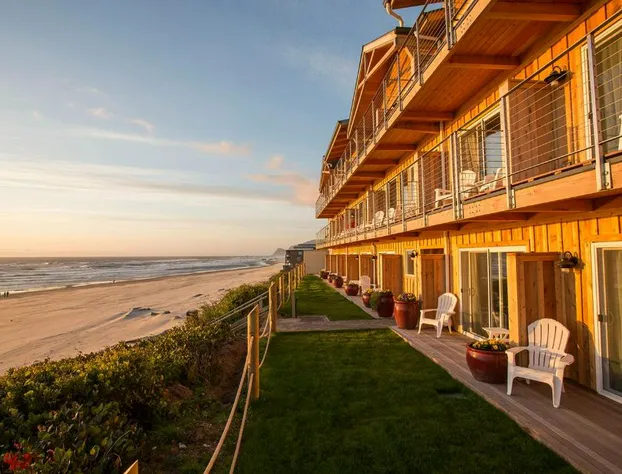 Pelican Shores Inn hotel detail image 1
