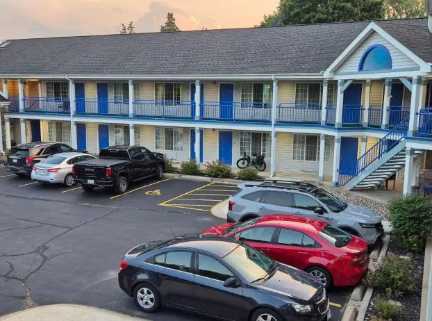 Fontana Village Inn hotel detail image 3