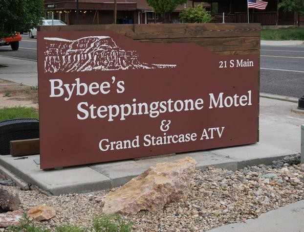 Bybee's Steppingstone Motel hotel detail image 2