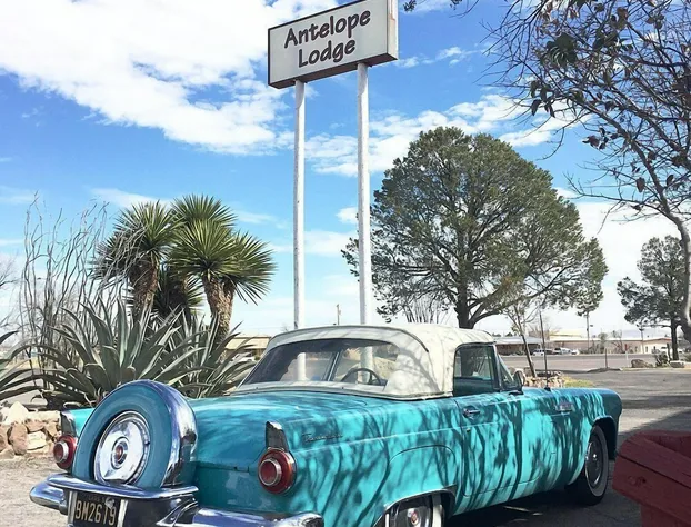 Antelope Lodge hotel detail image 3