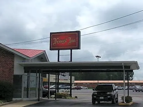 Kings Inn Albertville hotel detail image 4