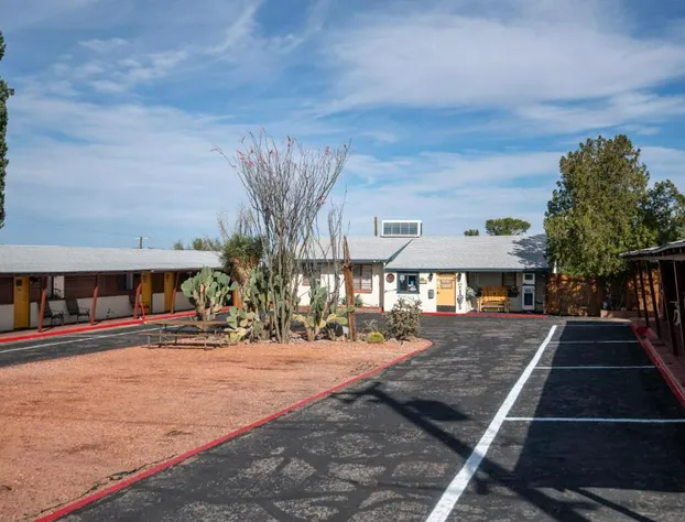 Larian Motel hotel detail image 2