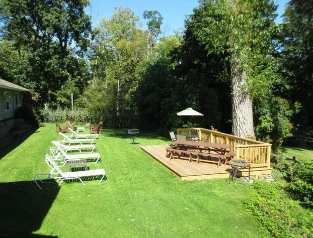 Hickory Grove Motor Inn hotel detail image 2