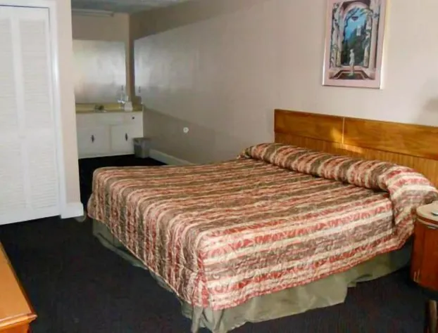 Creek Side Inn hotel detail image 3