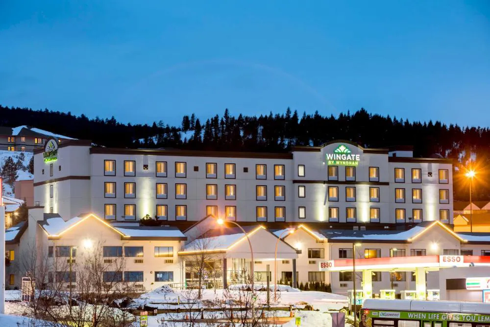 Wingate by Wyndham Kamloops hotel hero