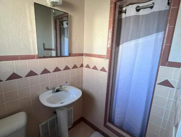 Trend Motel and RV Park hotel detail image 4