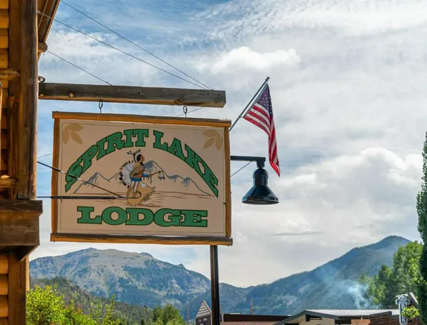 Spirit Lake Lodge hotel detail image 1