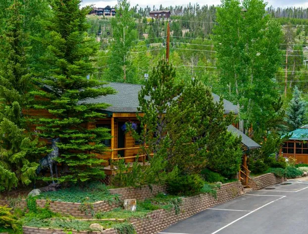 Spirit Lake Lodge hotel detail image 4