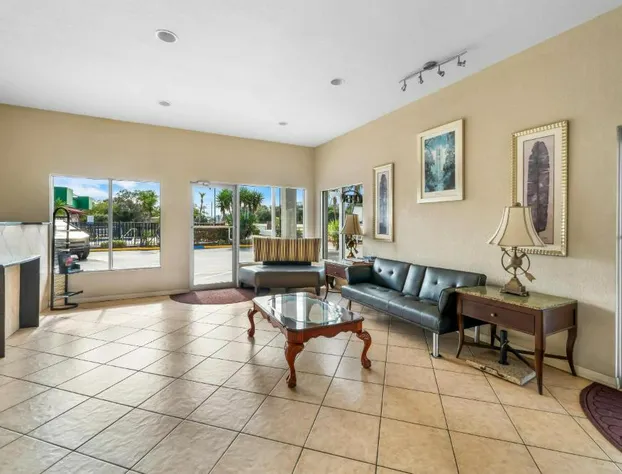 Rodeway Inn Lake Wales - Winter Haven hotel detail image 4