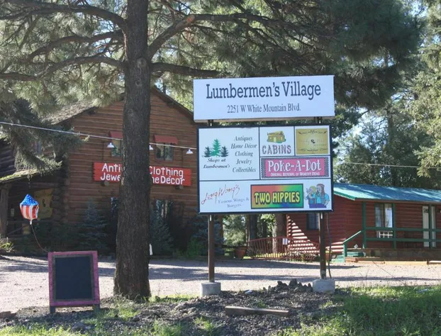 Lumbermens Village hotel detail image 2